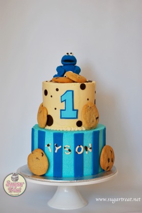 Cookie monster 2 tier white backdrop